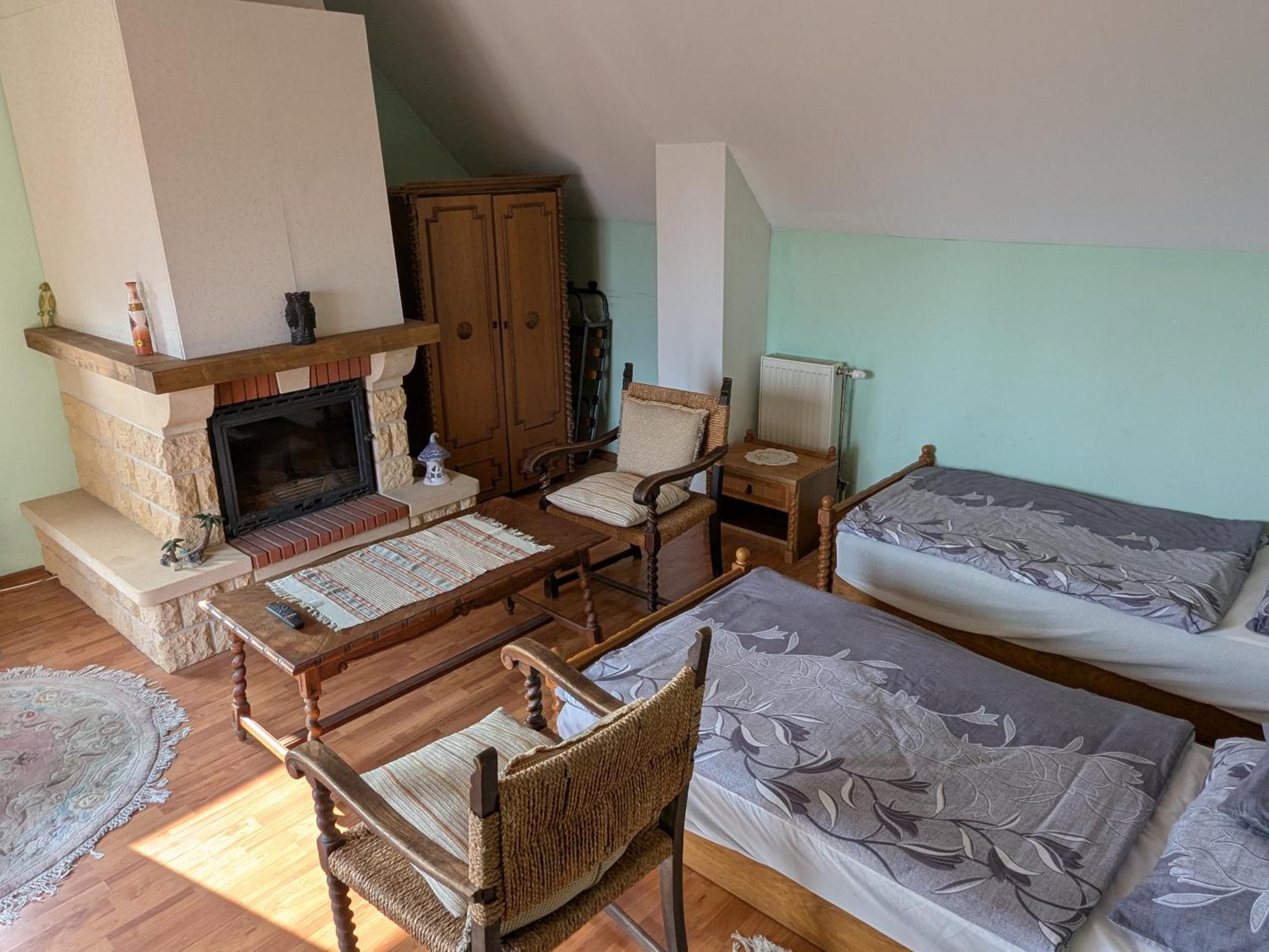 Ferienwohnung Valeria Vendeghaz Budakalász Zimmer foto